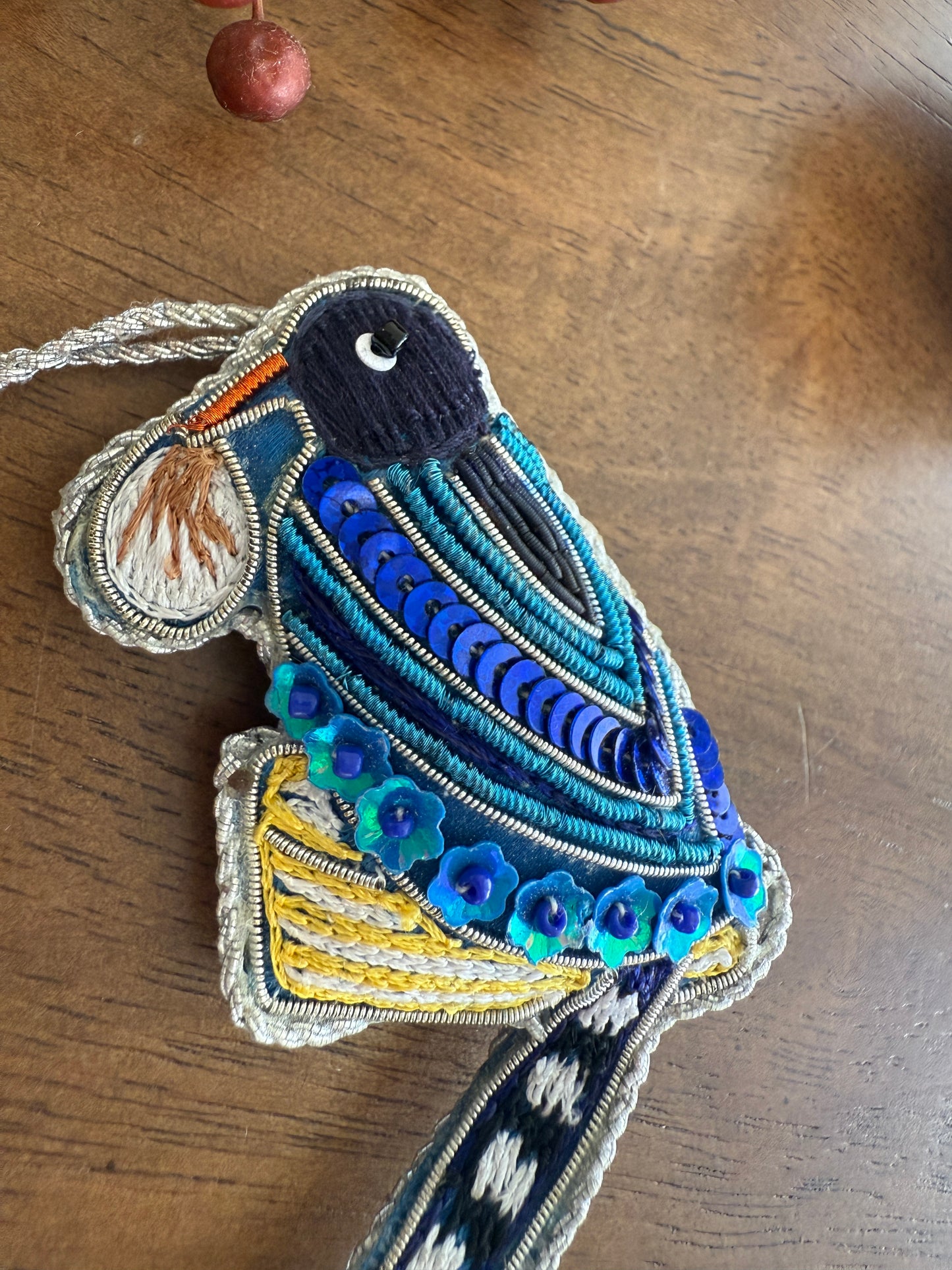 台湾ヤマムスメと小籠包のビーズ刺繍オーナメント