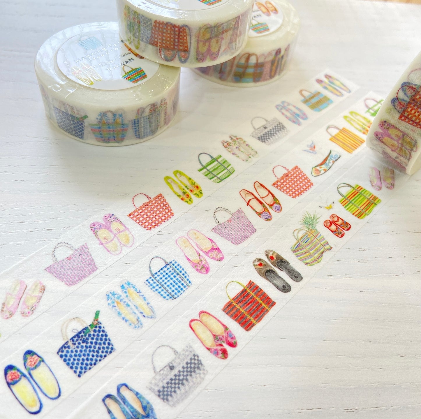 台湾の漁師バッグと刺繍靴のマスキングテープ