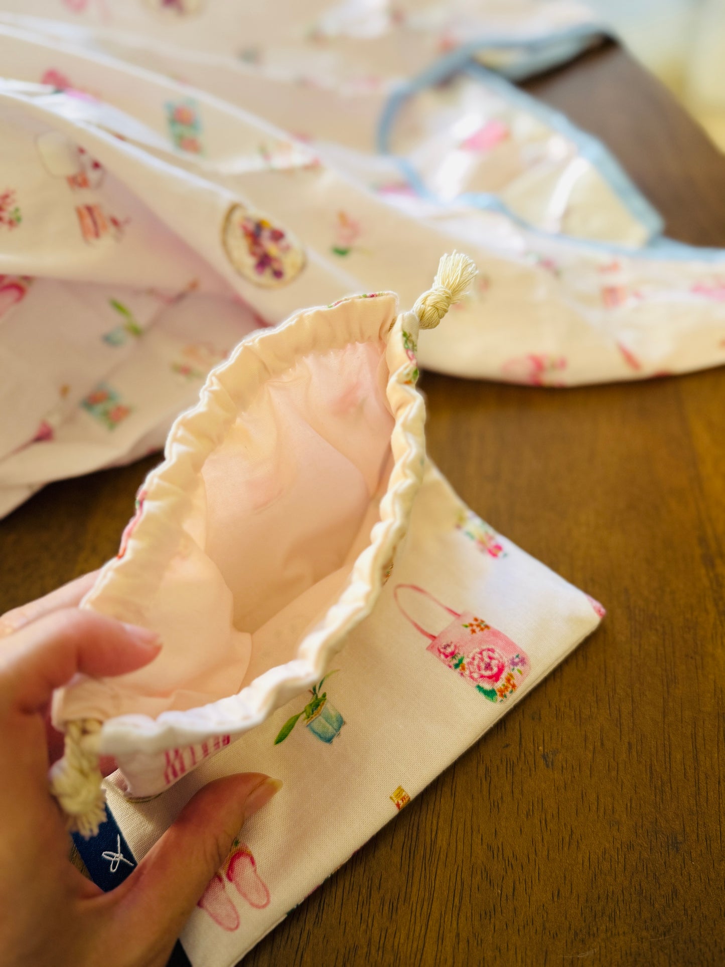 New❗️Taiwan Pink Drawstring Pouch