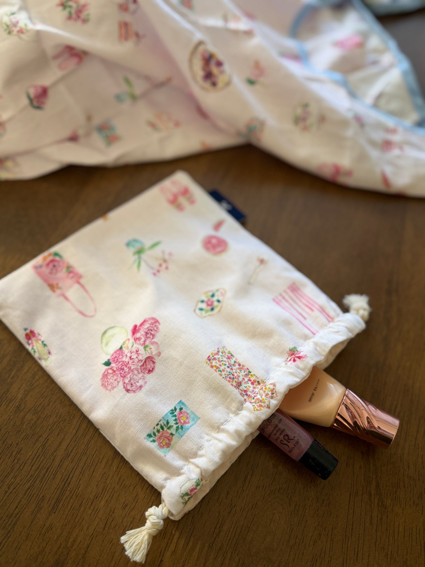 New❗️Taiwan Pink Drawstring Pouch