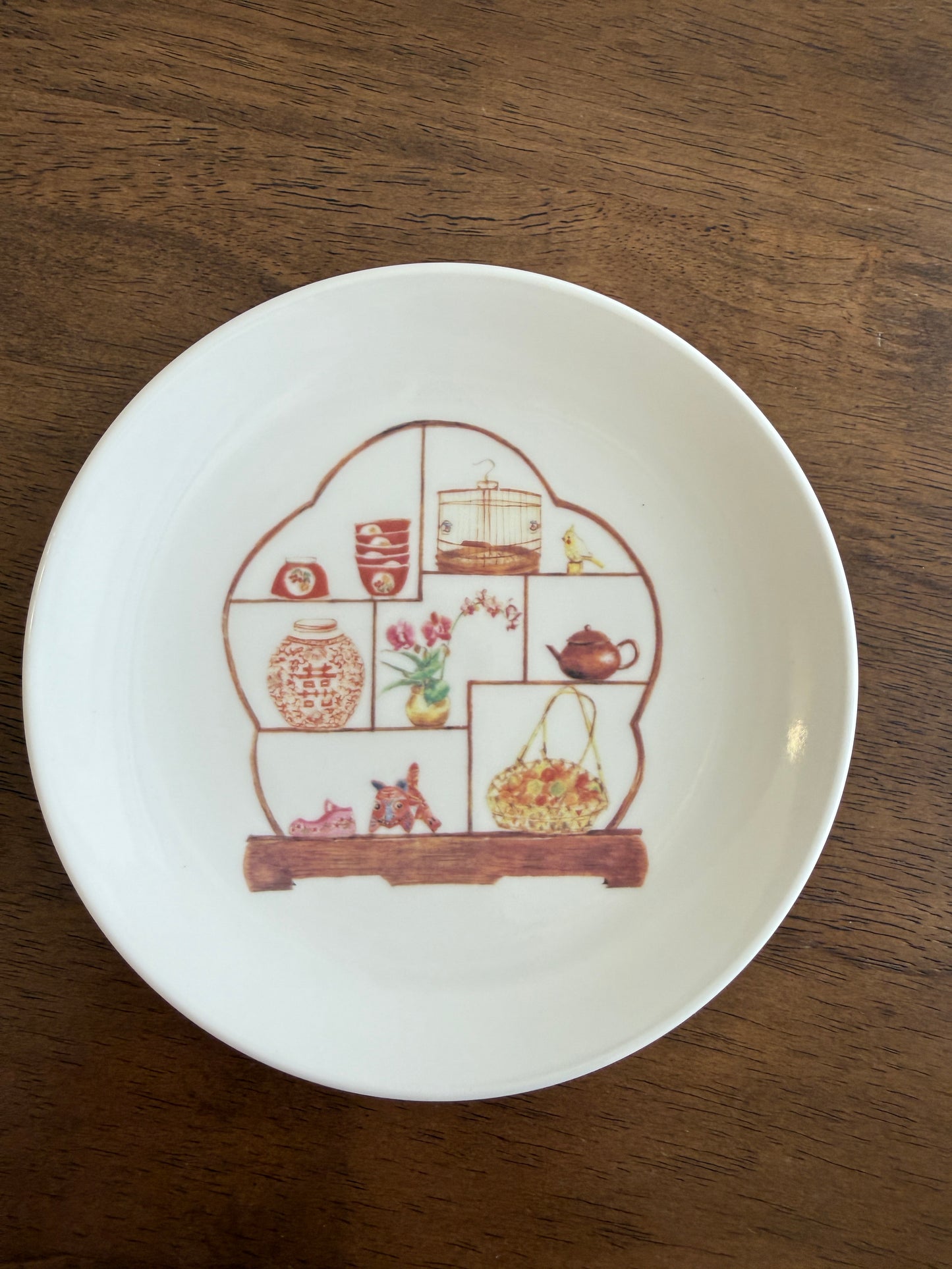飾り棚の器（Red）